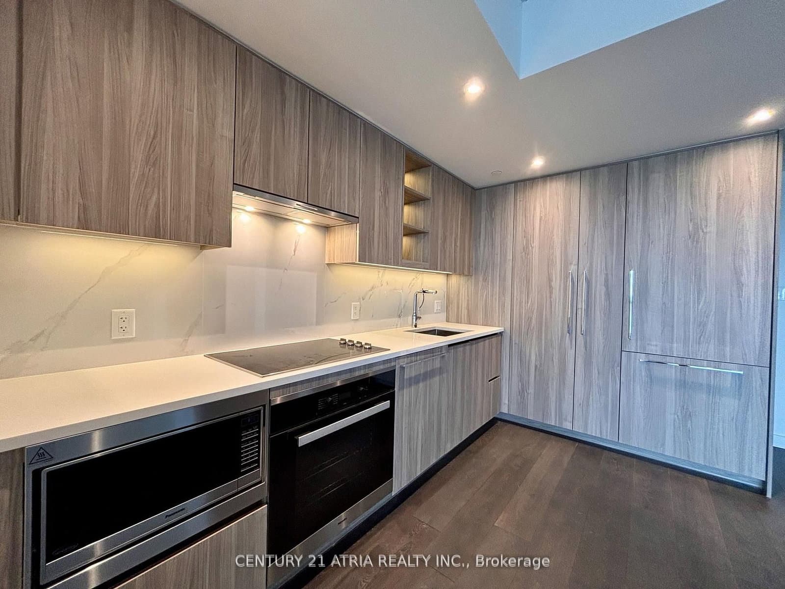 27 McMahon Drive, Unit 2308