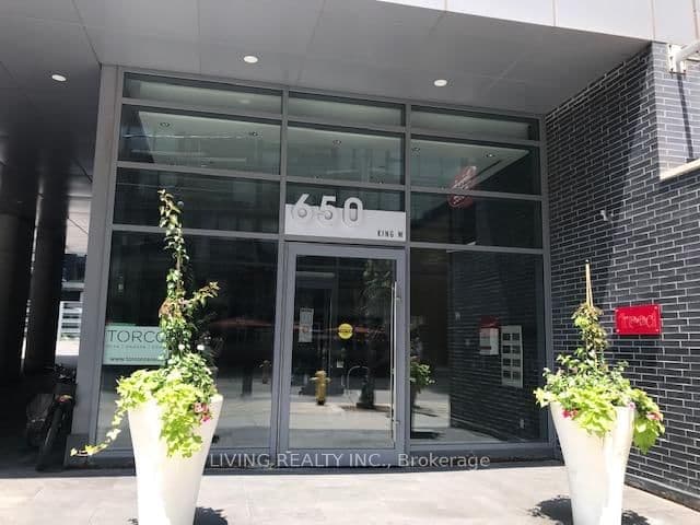650 King Street W, Unit 604