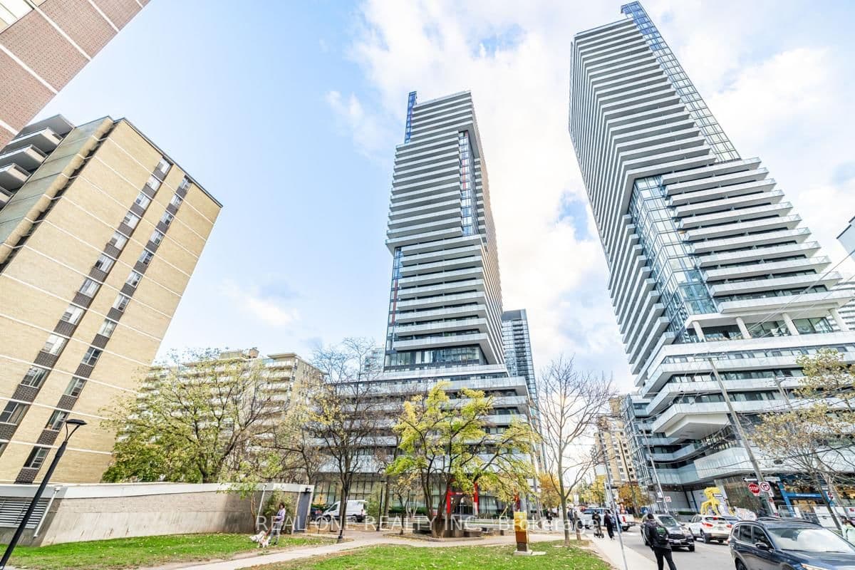 185 Roehampton Avenue, Unit 2907