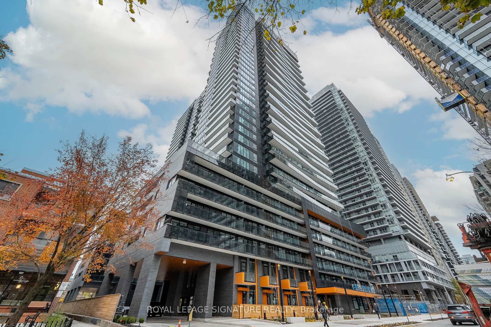 127 Broadway Avenue, Unit 3503