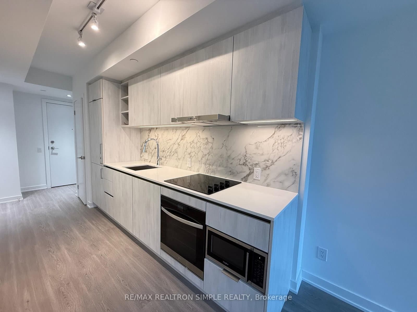 8 Wellesley Street W, Unit 1508