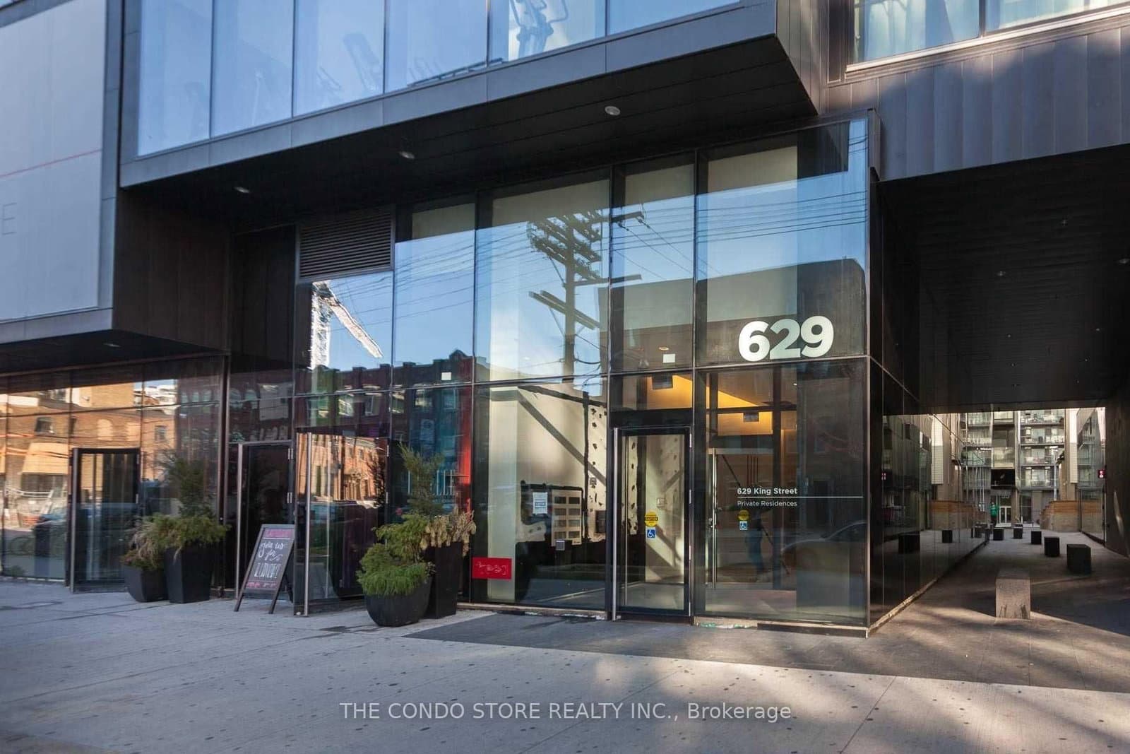 629 King Street W, Unit 1120