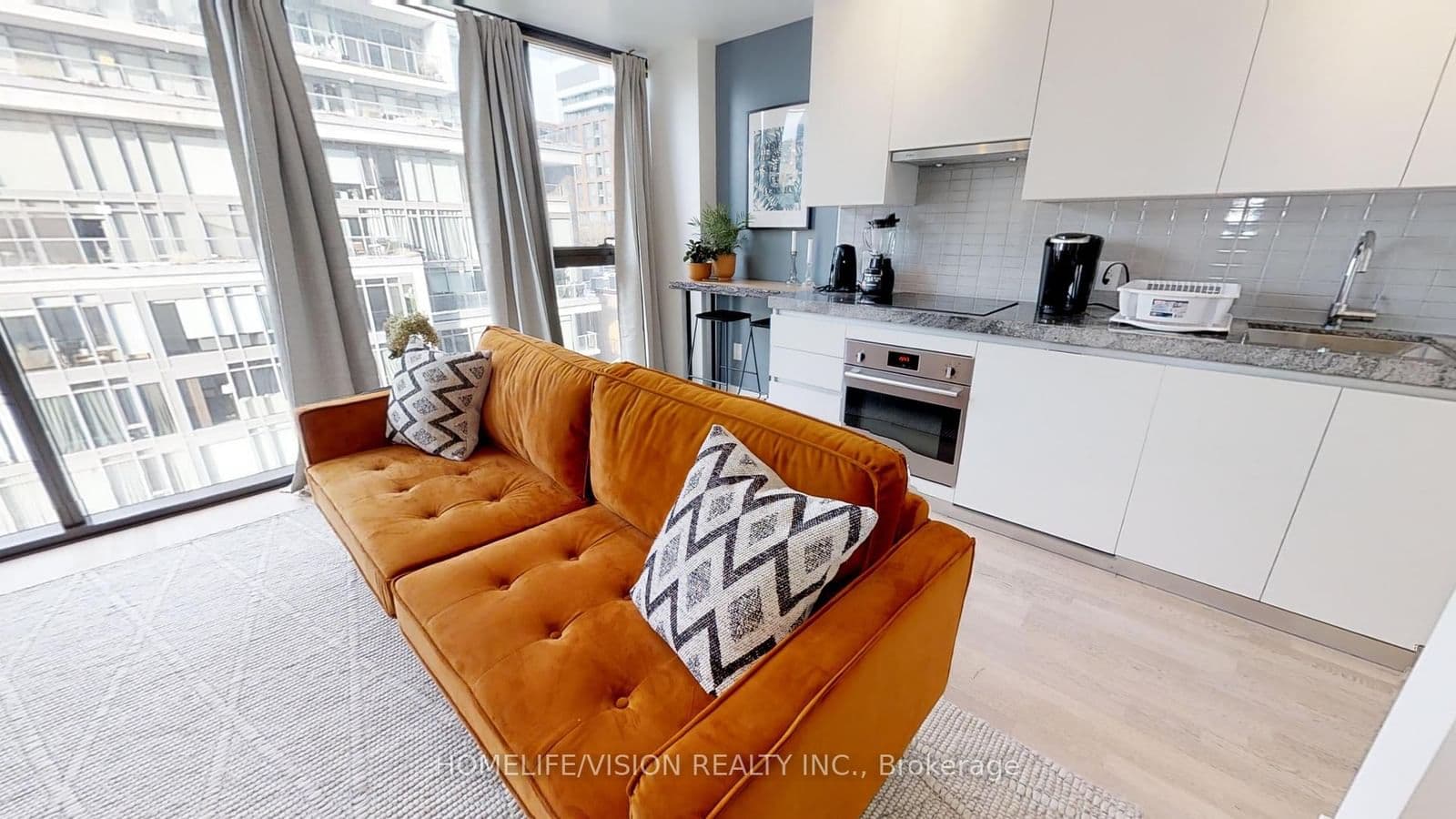 629 King Street W, Unit 621
