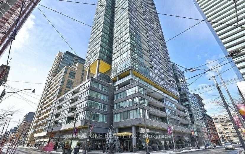 8 Charlotte Street, Unit 2702