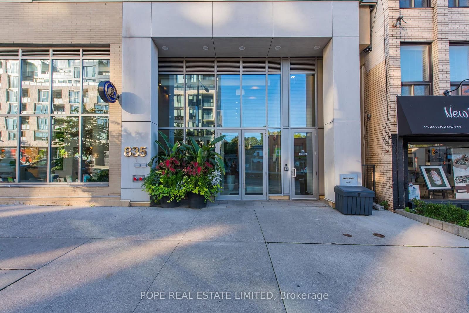 835 St Clair Avenue W, Unit 208
