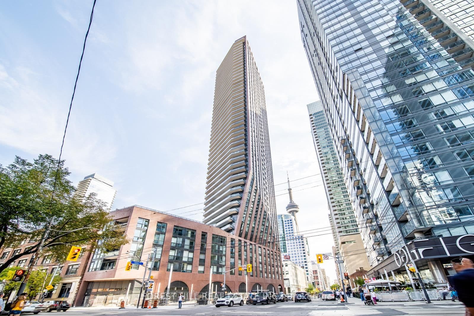 99 John Street, Unit 402