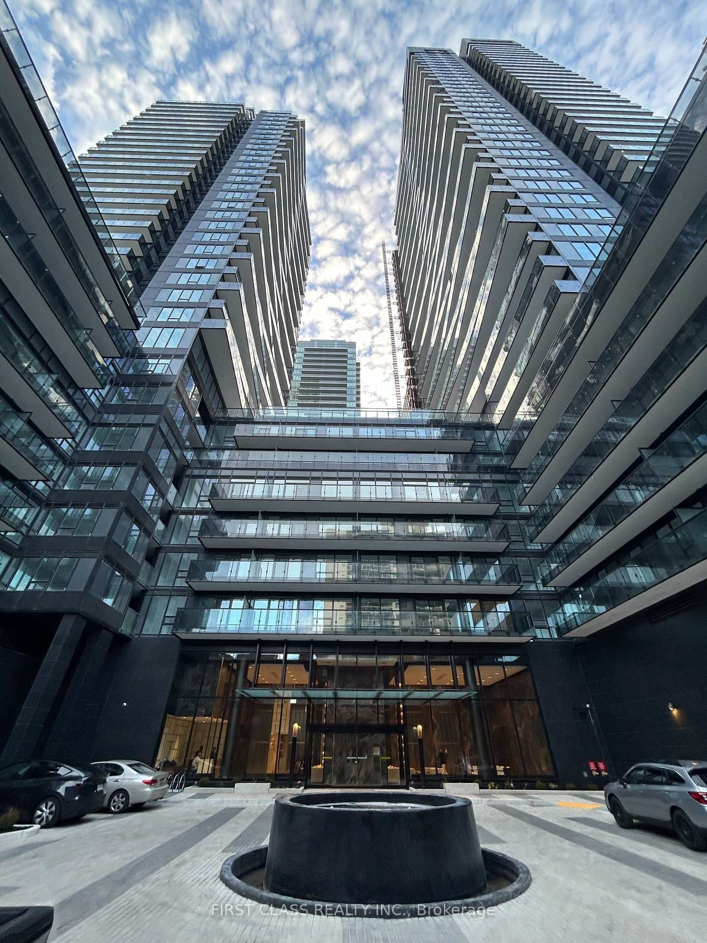127 Broadway Avenue, Unit 1603