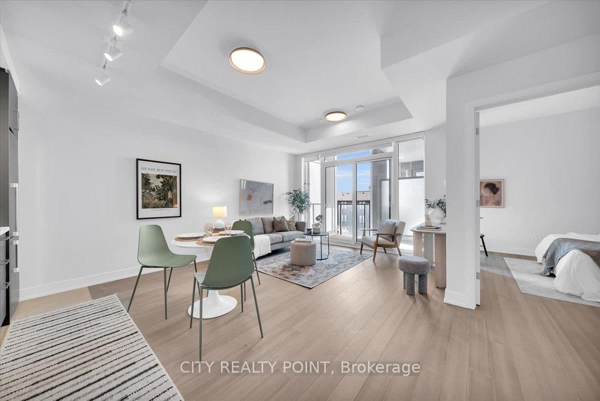 664 Spadina Avenue, Unit 315