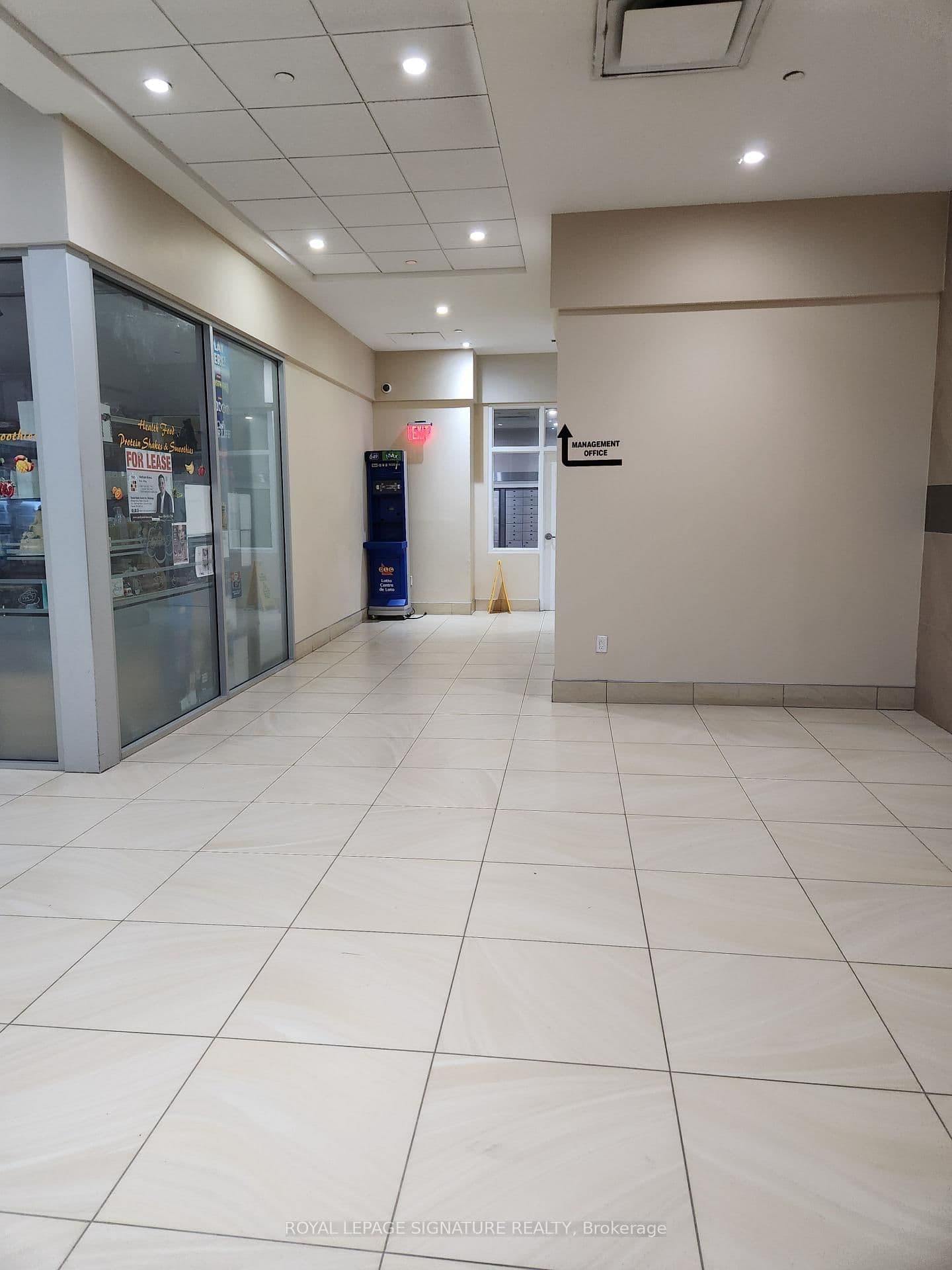 384 Yonge Street, Unit 47 thumbnail 11