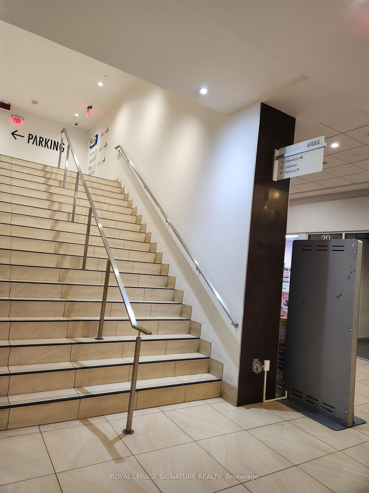 384 Yonge Street, Unit 47 thumbnail 22