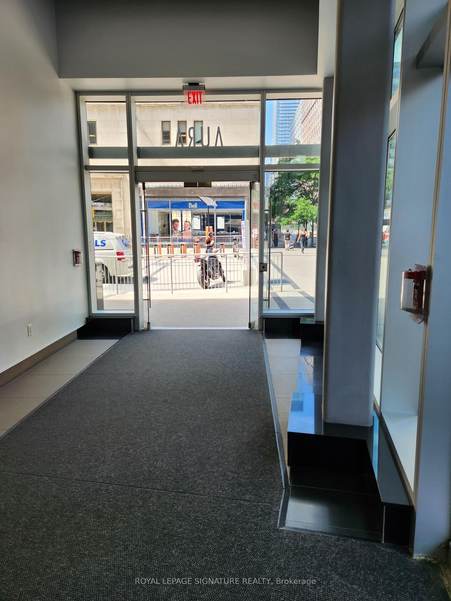 384 Yonge Street, Unit 47 thumbnail 7