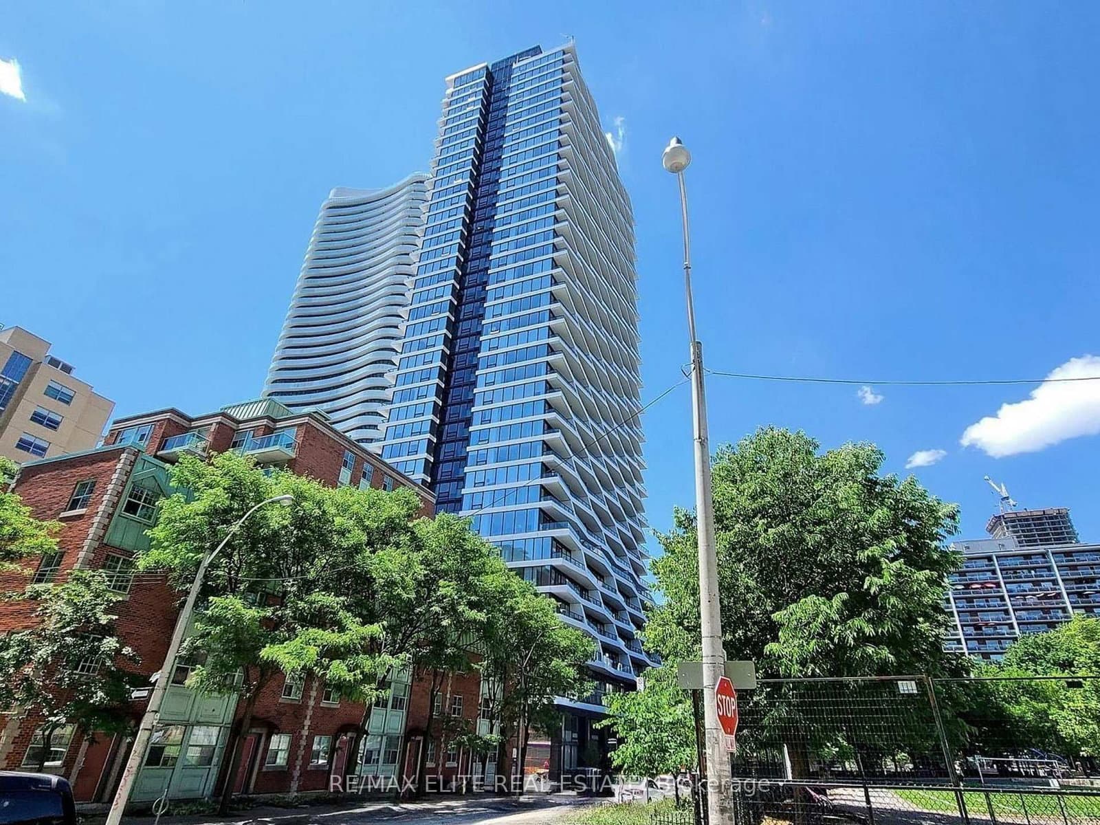 85 Wood Street, Unit 2805