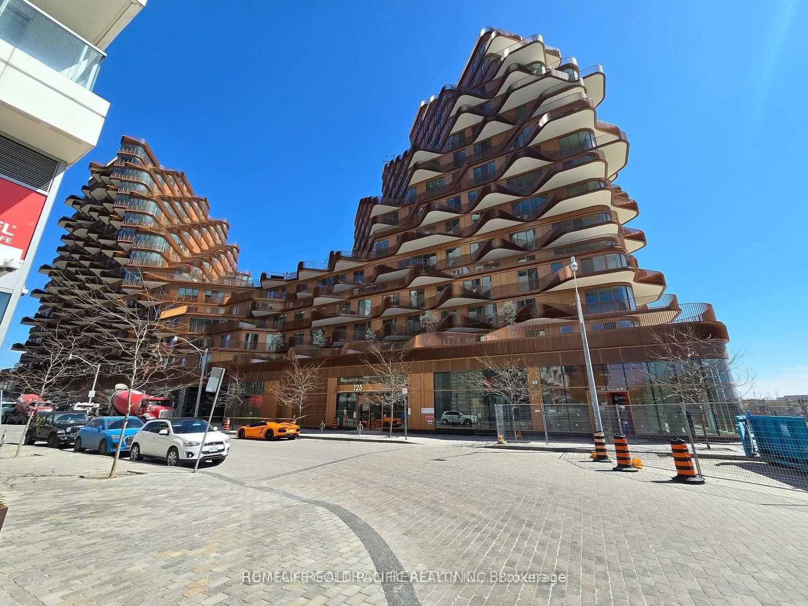 155 Merchants' Wharf, Unit 1126