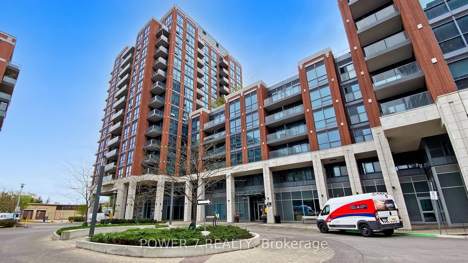 31 Tippett Road, Unit 1110