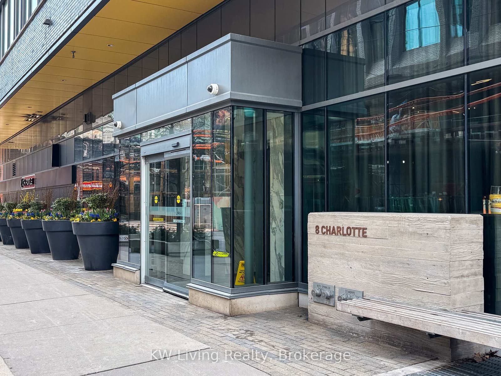 8 Charlotte Street, Unit 2103
