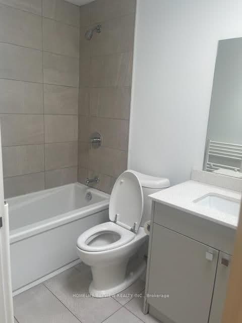 282 Parliament Street, Unit 202 thumbnail 4