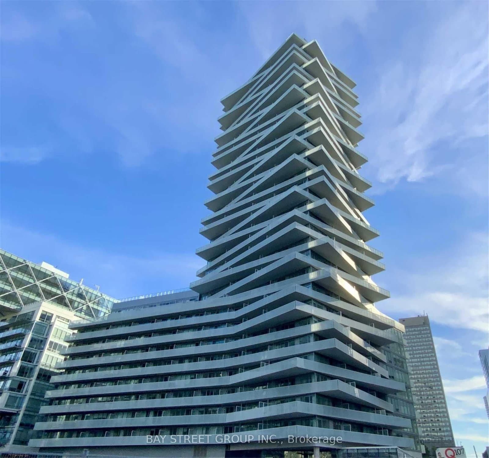 15 Queens Quay E, Unit 1810 thumbnail 12