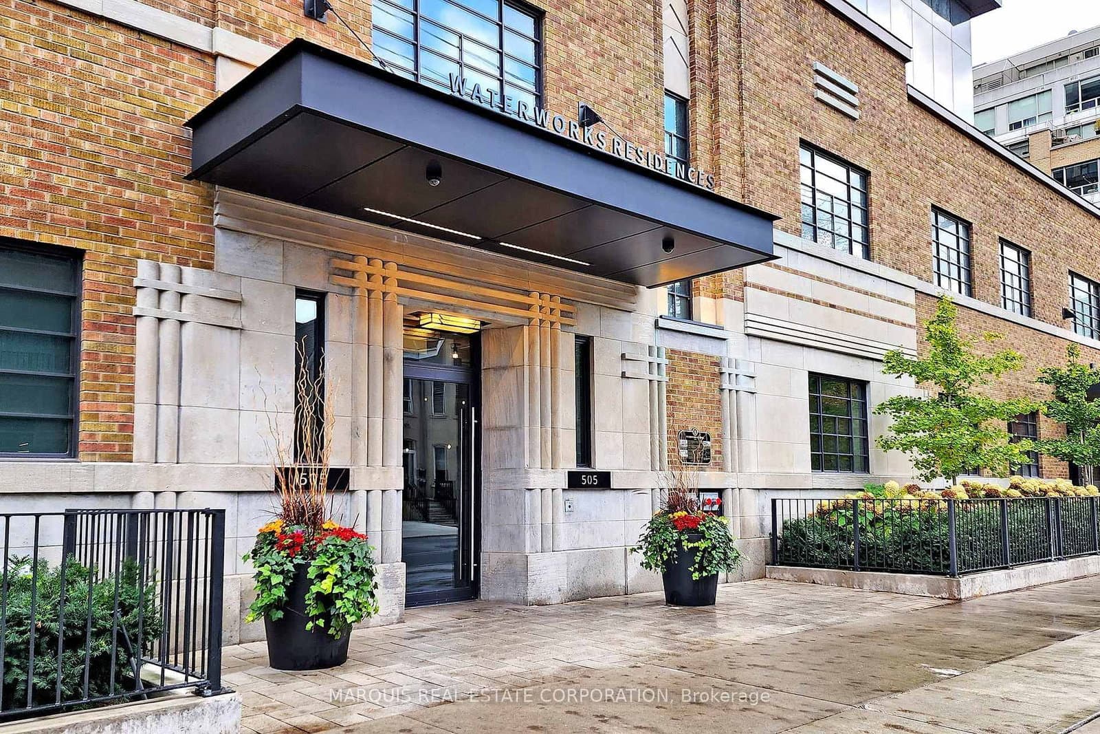 #Parking - 505 Richmond Street W