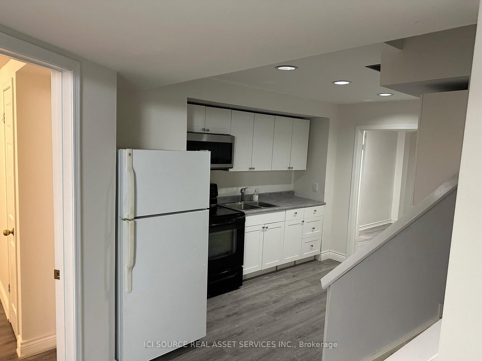 155 Highland Crescent, Unit Lower thumbnail 10