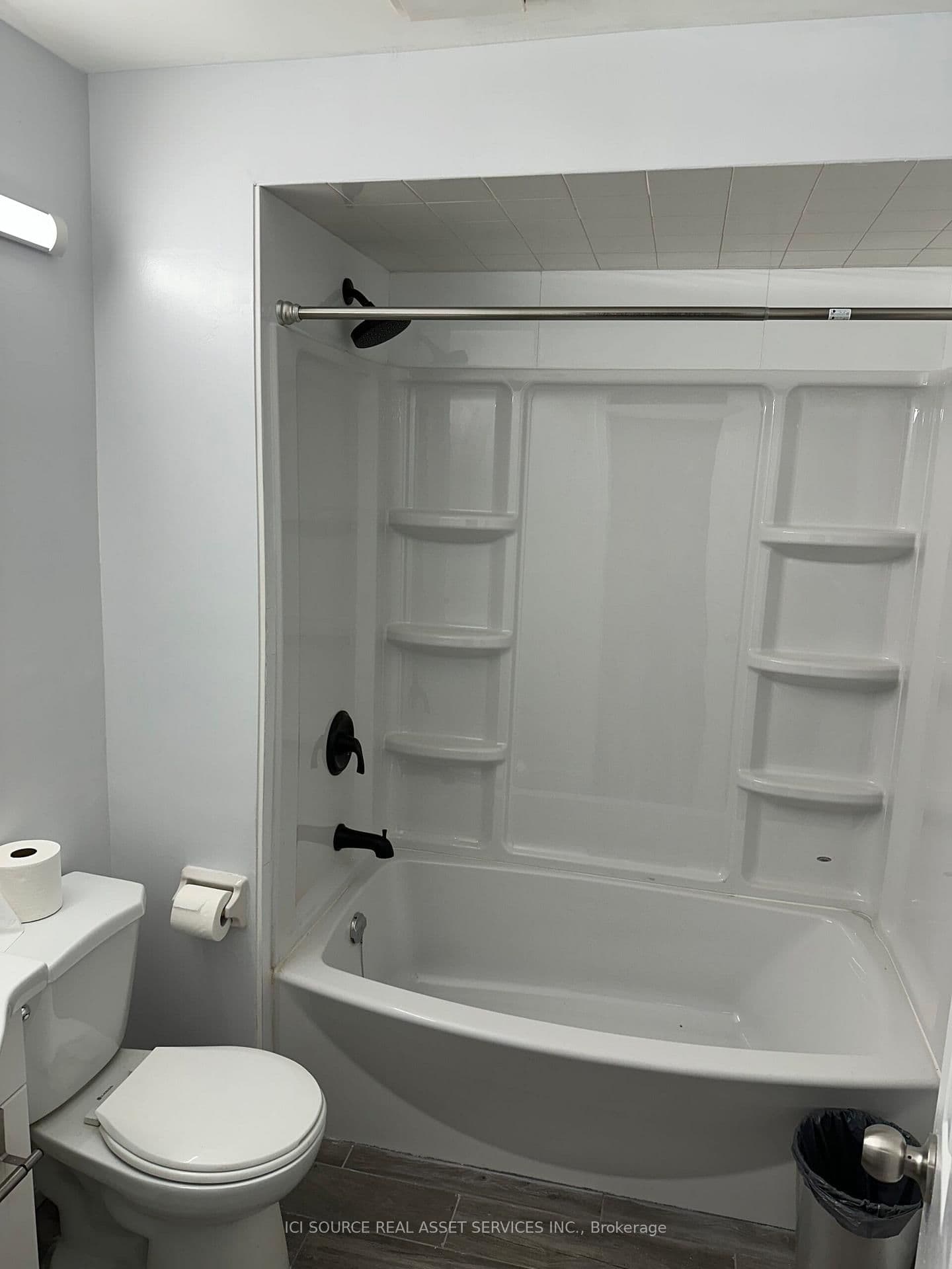 155 Highland Crescent, Unit Lower thumbnail 5