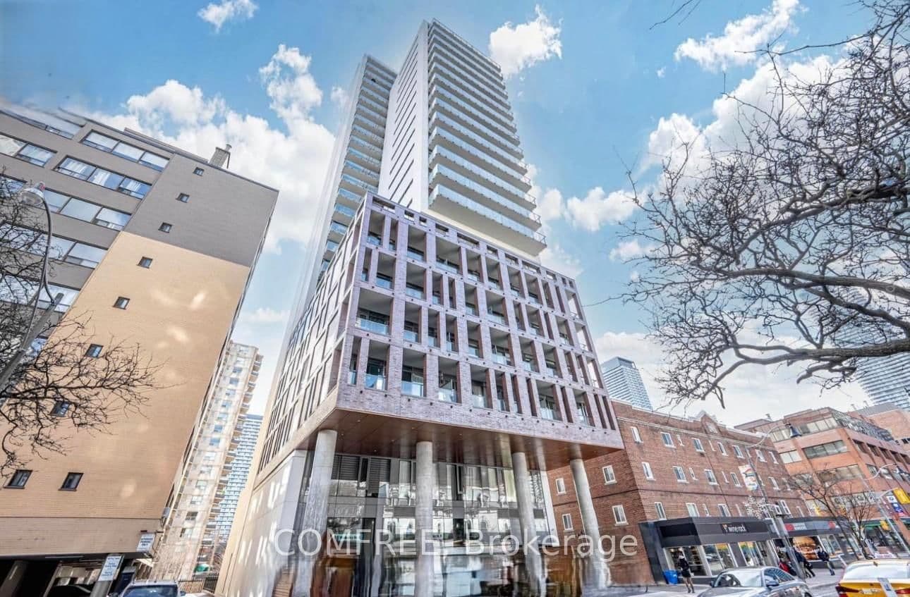 81 Wellesley Street E, Unit 2305