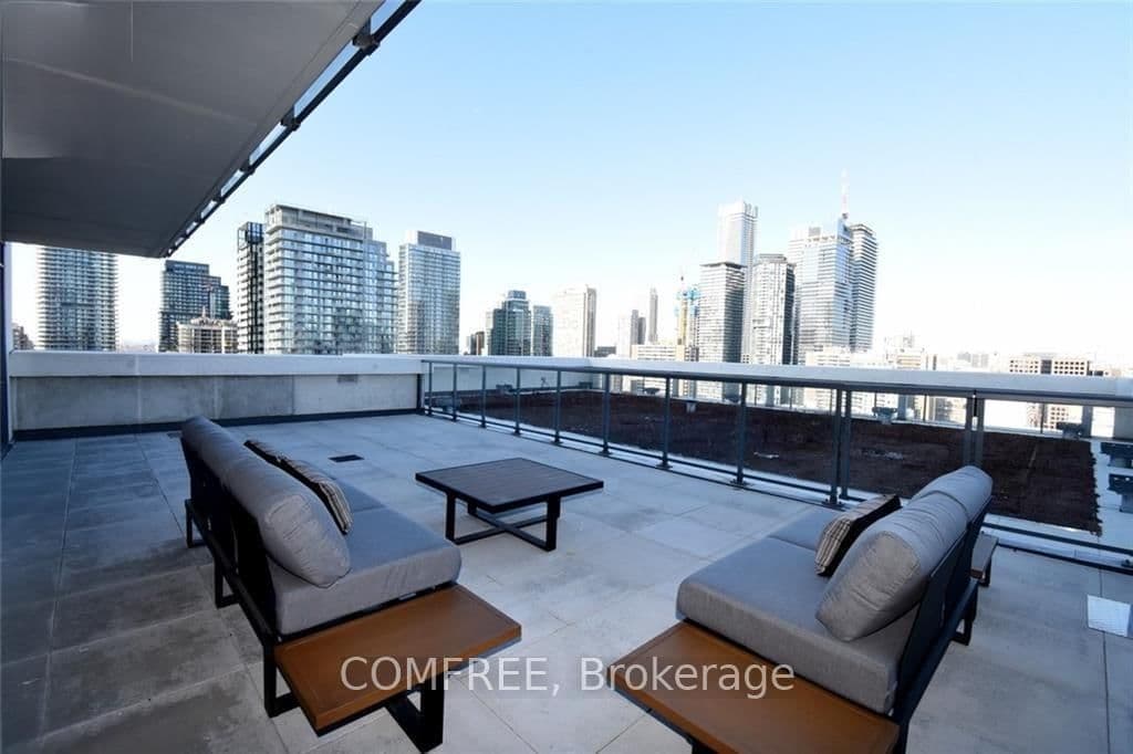 81 Wellesley Street E, Unit 2305 thumbnail 3