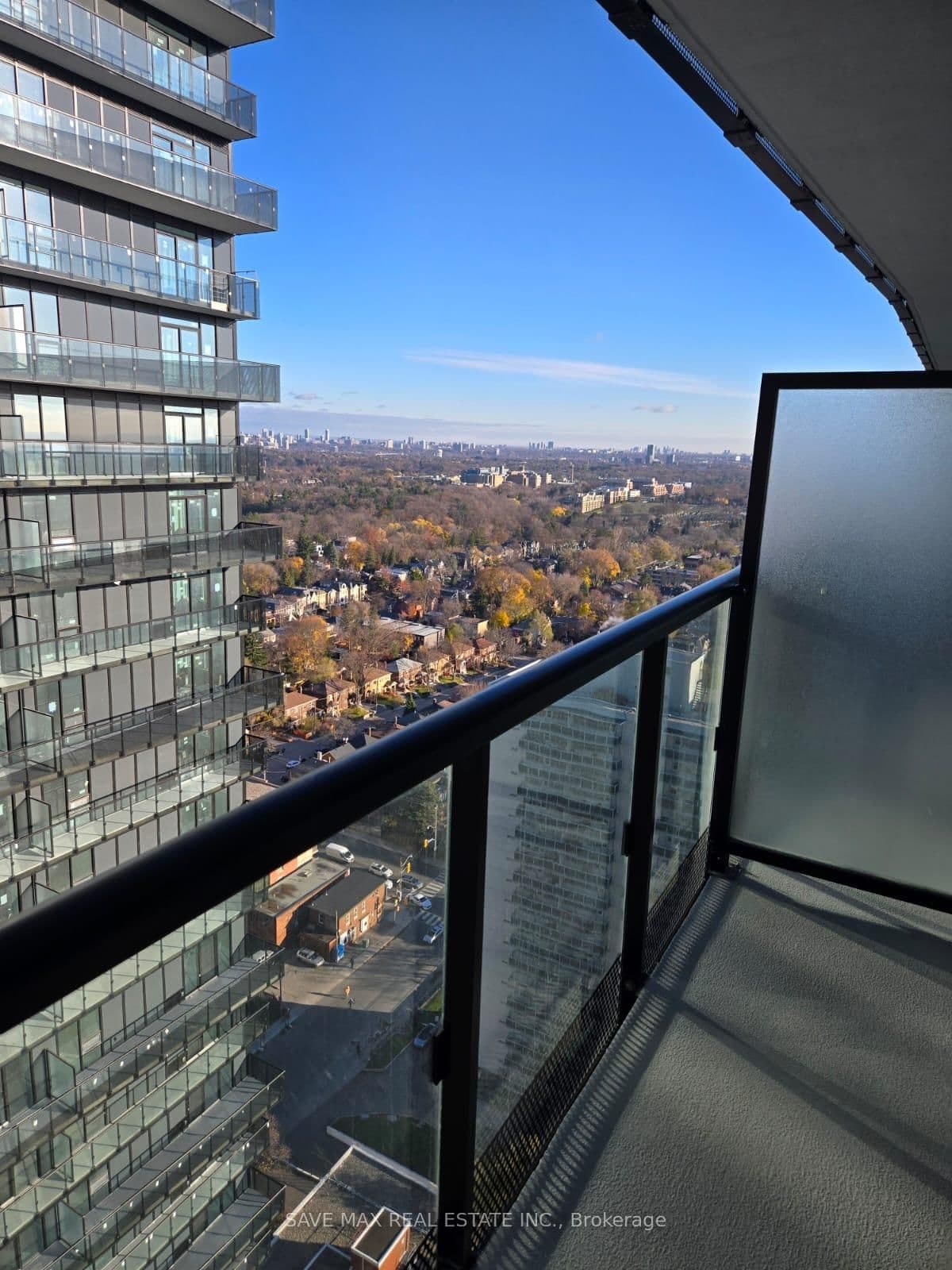 127 Broadway Avenue N, Unit 2607