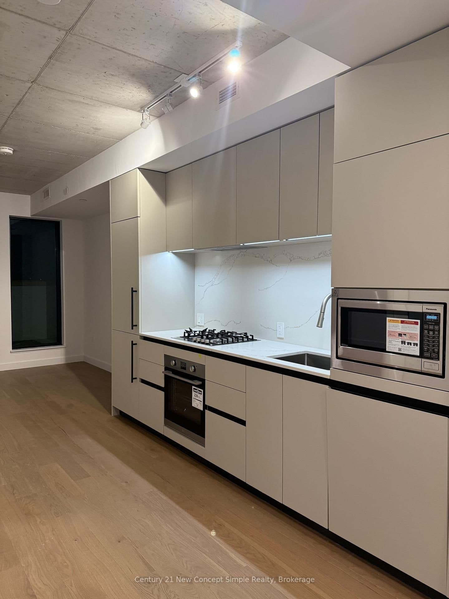 1720 Bayview Avenue, Unit 529