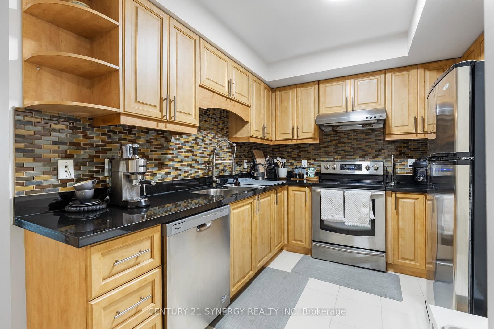263 Wellington Street W, Unit 306 thumbnail 15
