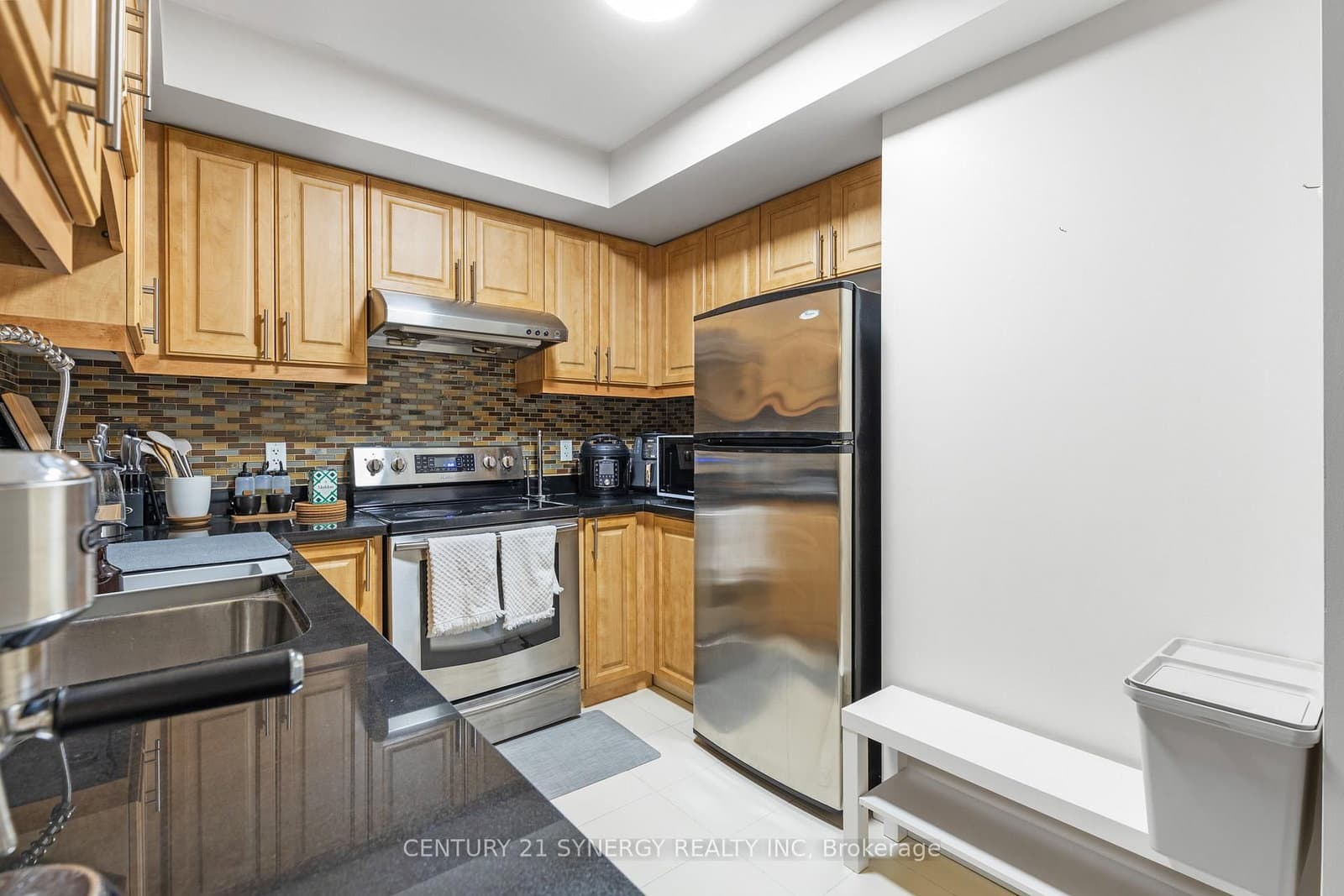 263 Wellington Street W, Unit 306 thumbnail 18