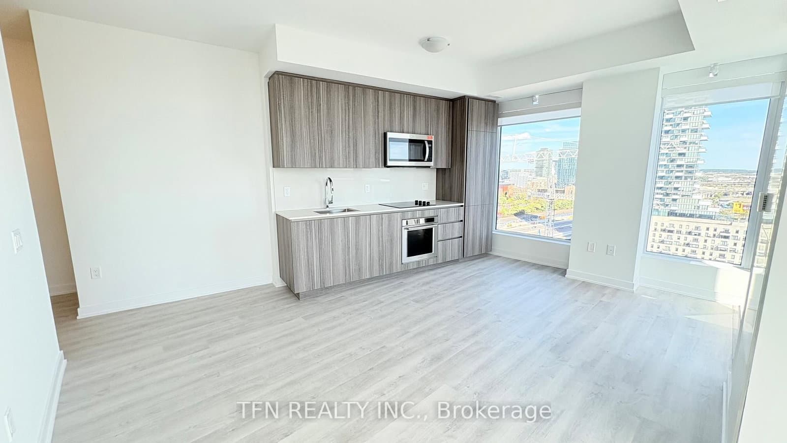 15 Richardson Street, Unit 1906
