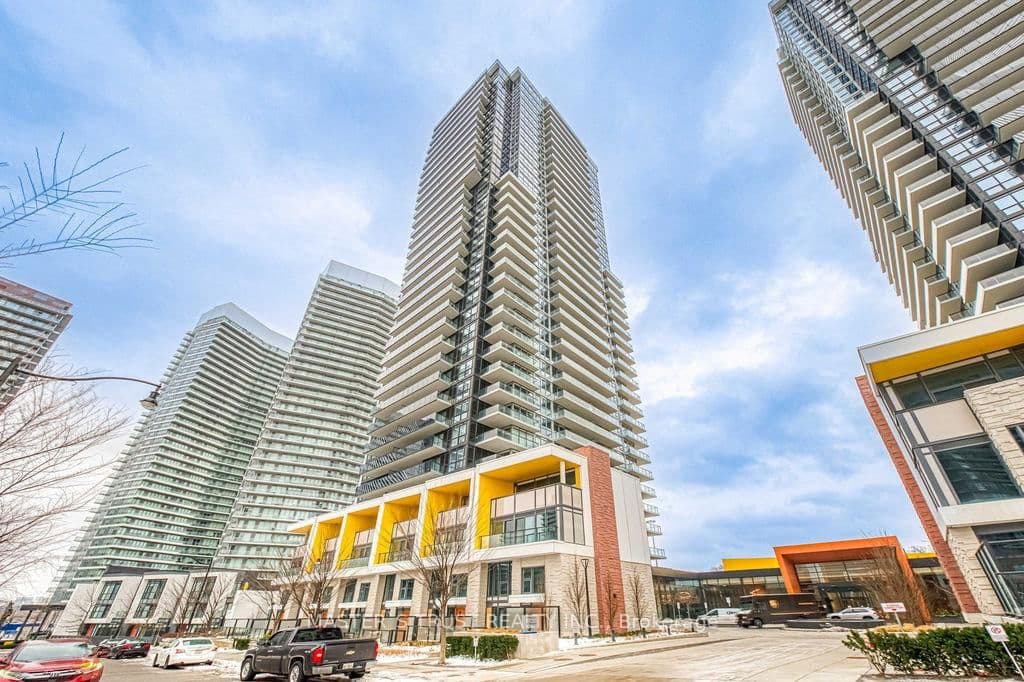 95 Mcmahon Drive, Unit 4007