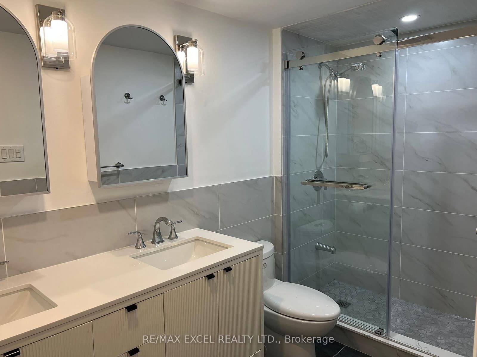 53 Hickorynut Drive, Unit Ground (Unit B) thumbnail 4