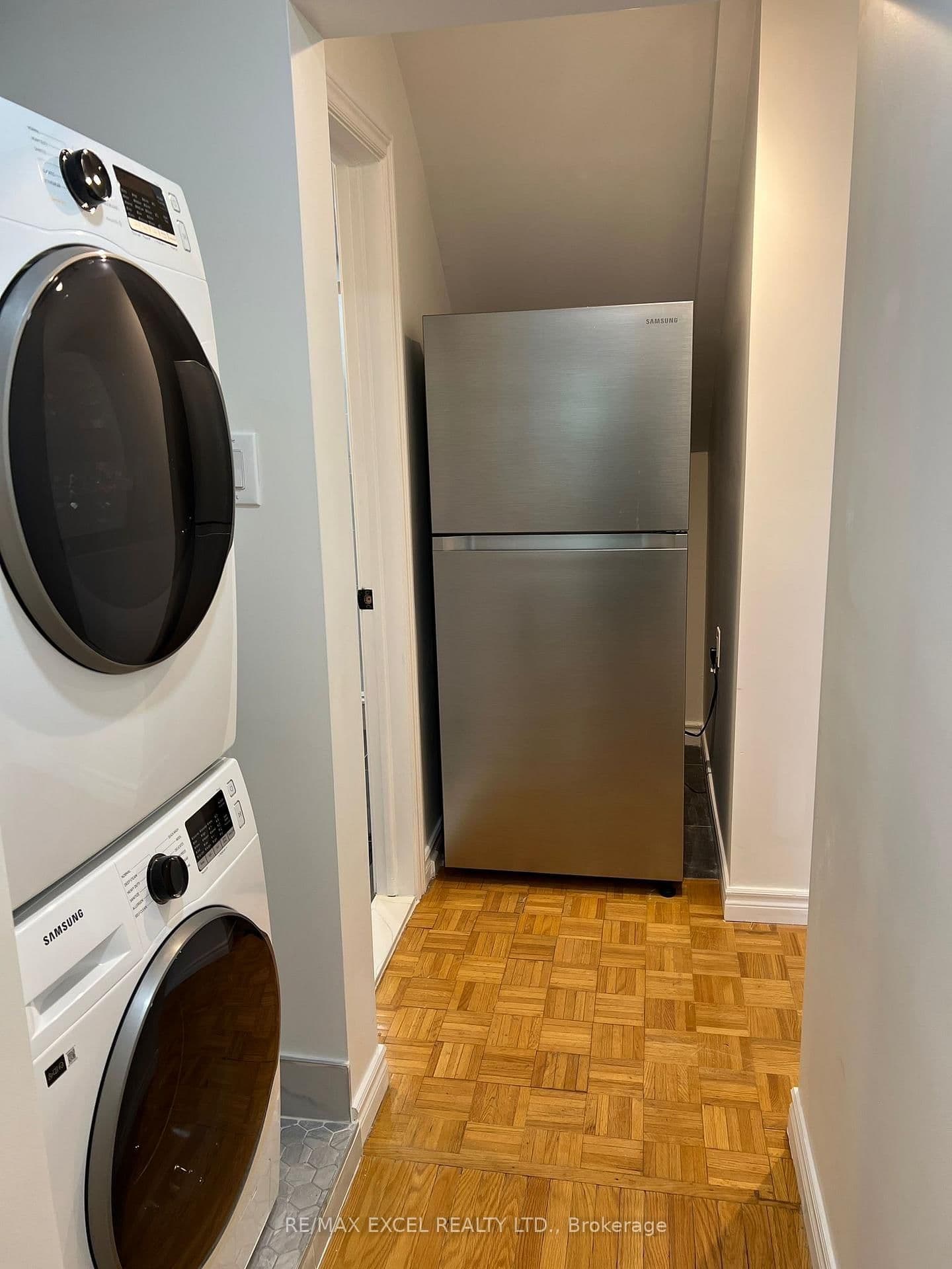 53 Hickorynut Drive, Unit Ground (Unit B) thumbnail 6