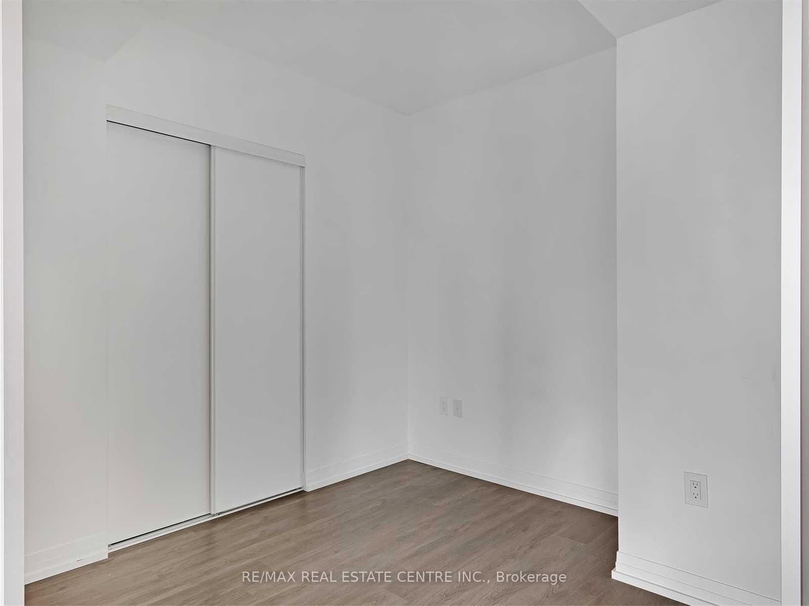 251 Jarvis Street, Unit 4709 thumbnail 5