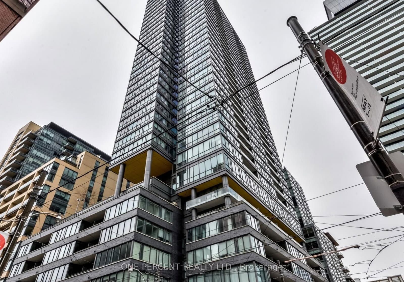8 Charlotte Street, Unit 3302