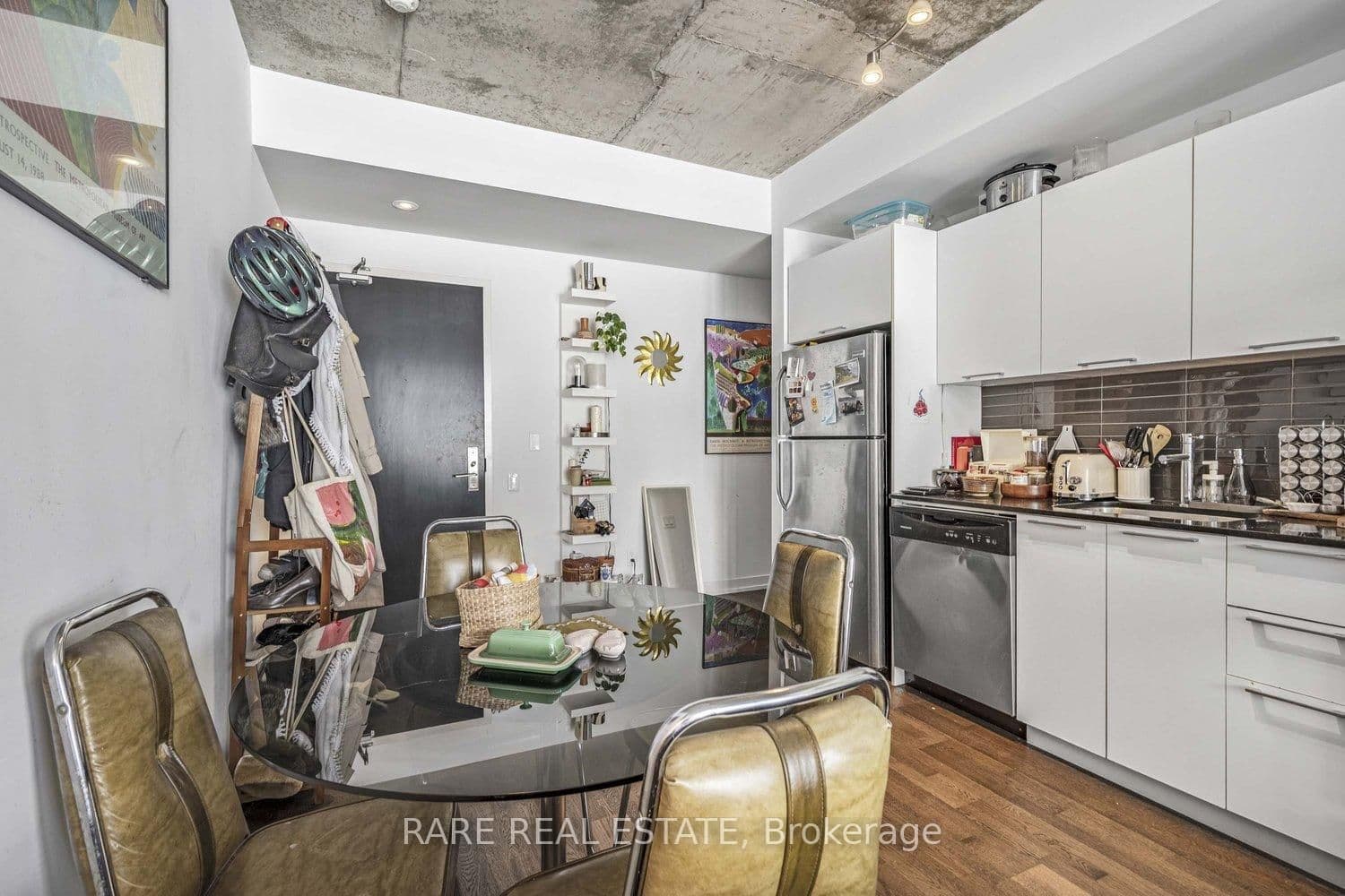 650 King Street W, Unit 701 thumbnail 14