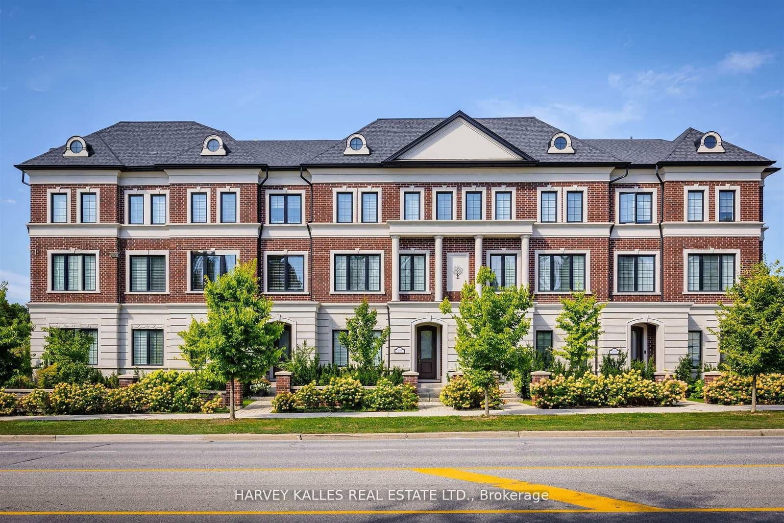 2638A Bayview Avenue - Image 1