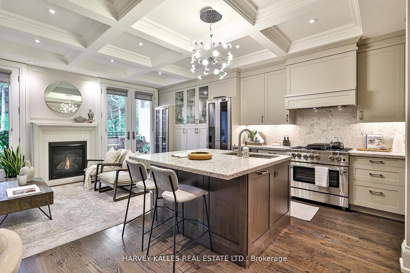 2638A Bayview Avenue thumbnail 13