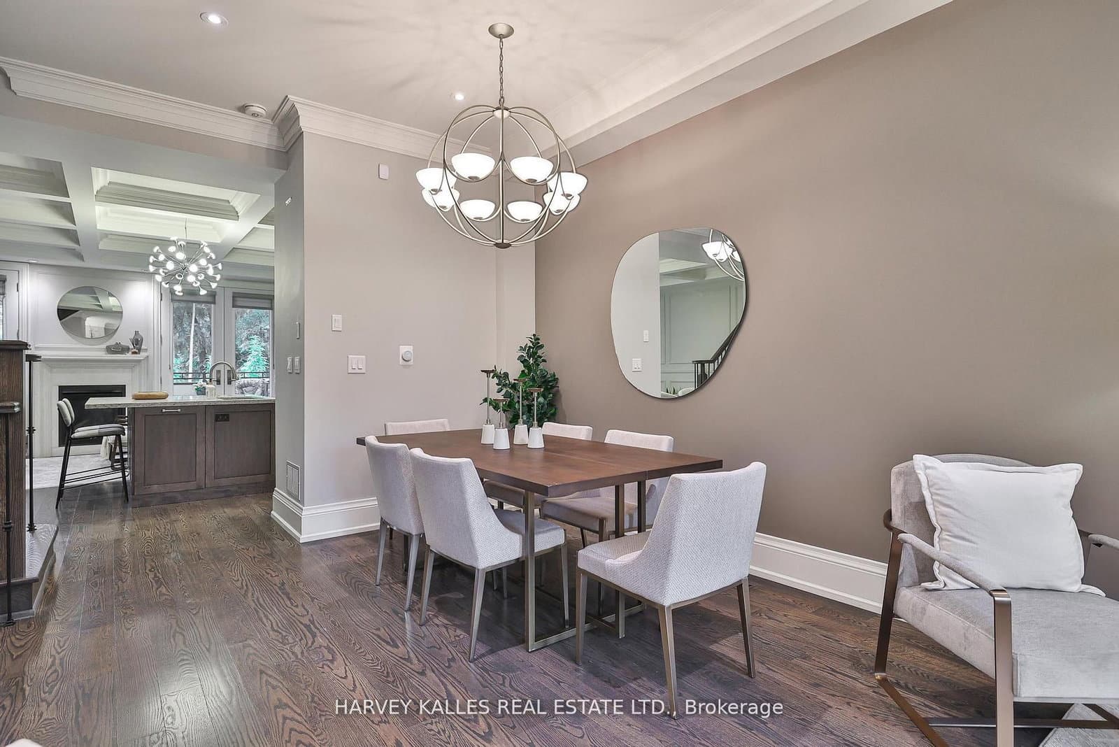 2638A Bayview Avenue thumbnail 9
