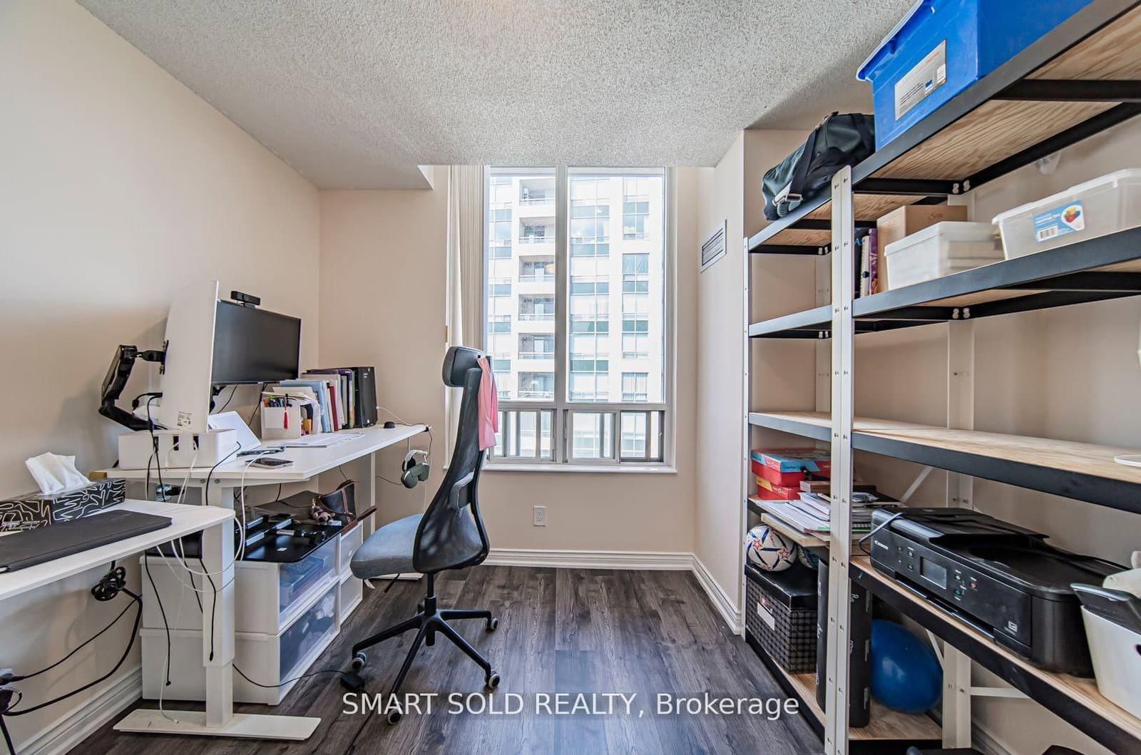 256 Doris Avenue, Unit PH210 thumbnail 20
