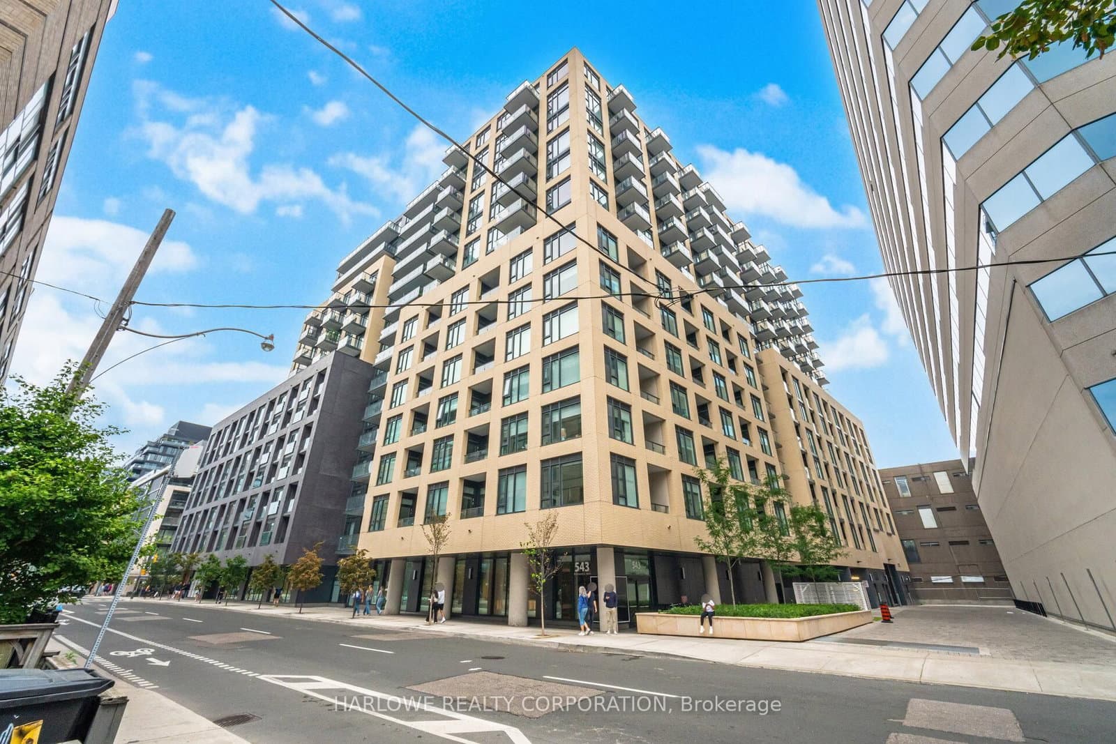 #815 - 543 Richmond Street W