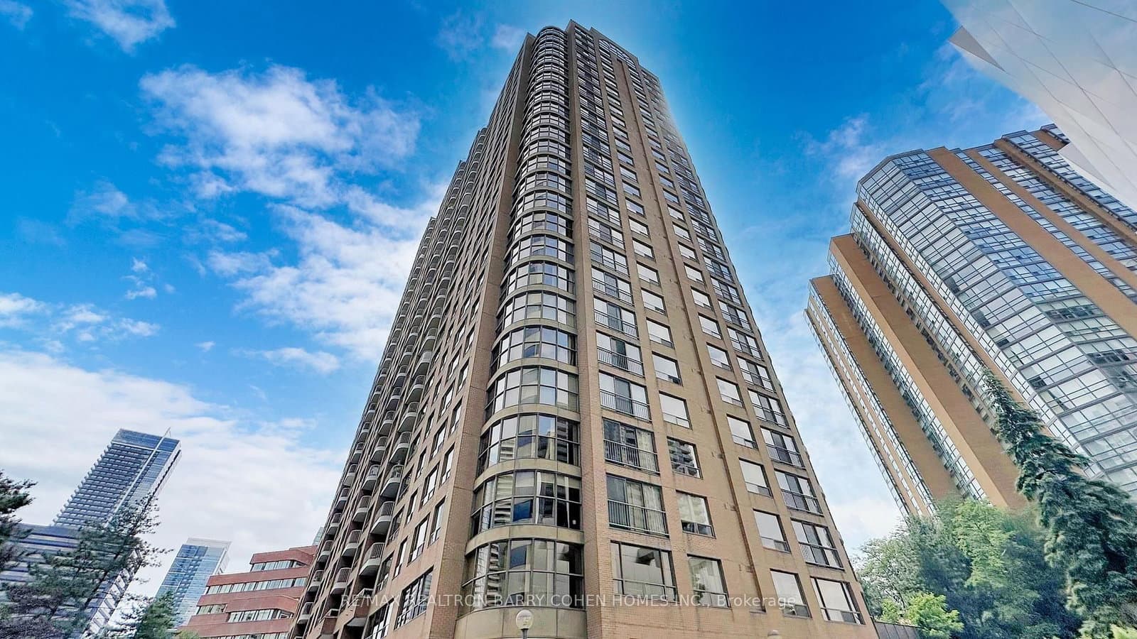 #2803 - 100 Upper Madison Avenue