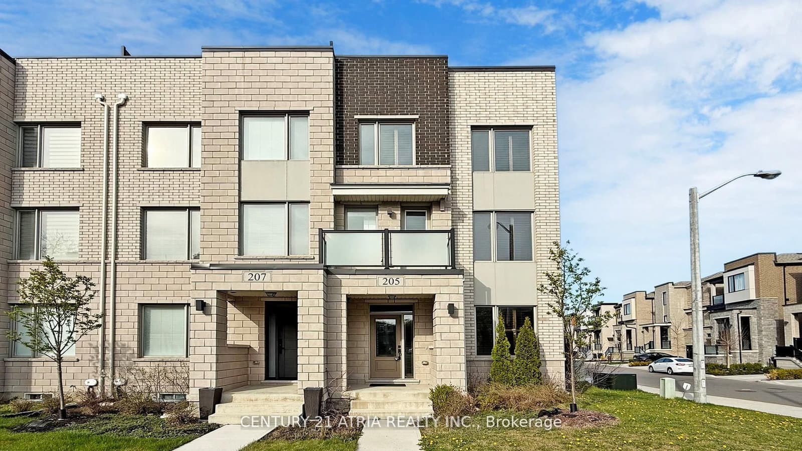 205 The Donway East