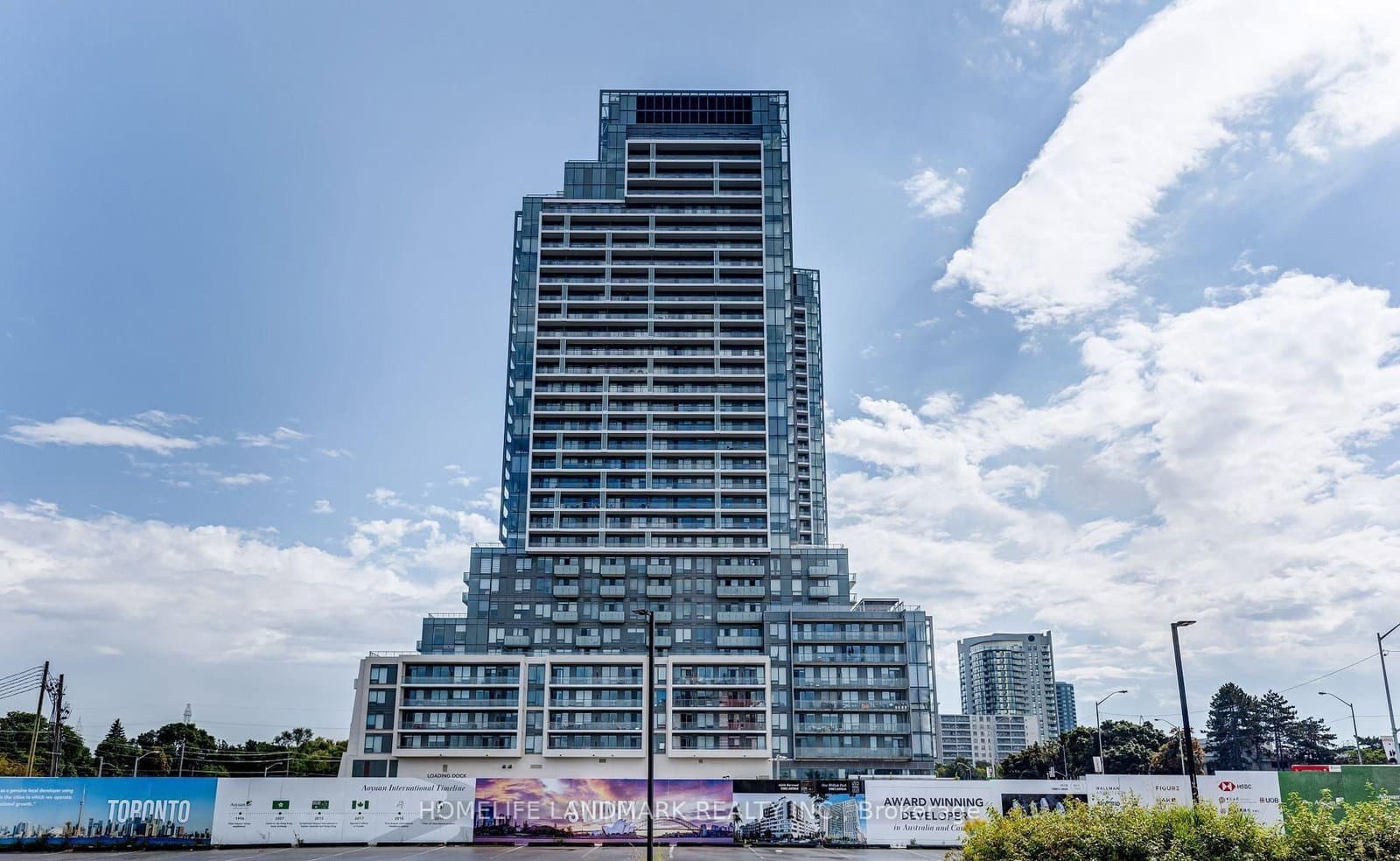 8 Olympic Garden Drive, Unit S305