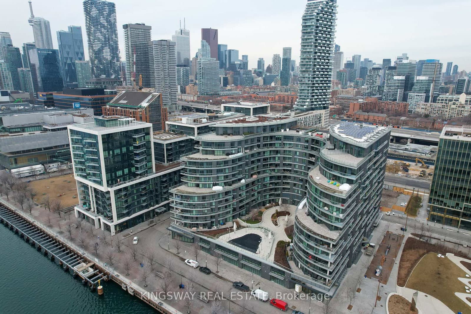 #PH33 - 1 Edgewater Drive