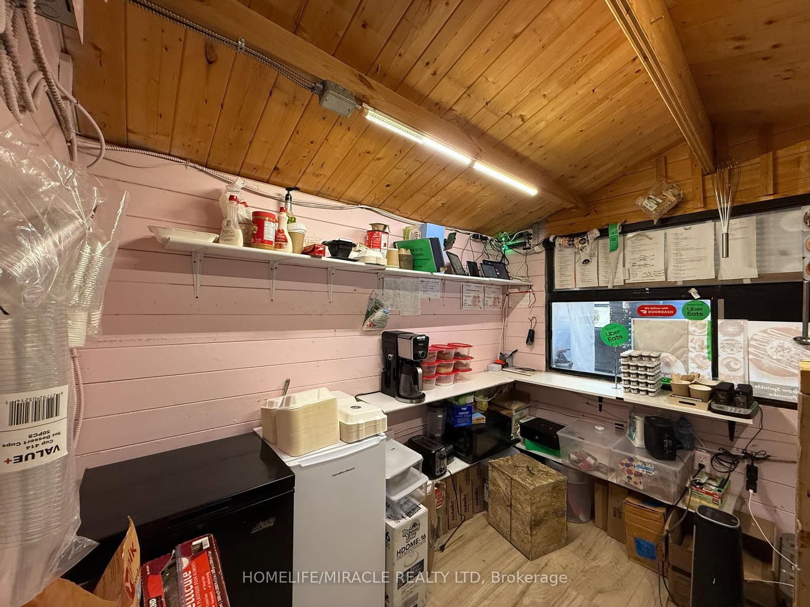 335 Yonge Street, Unit 5 thumbnail 8