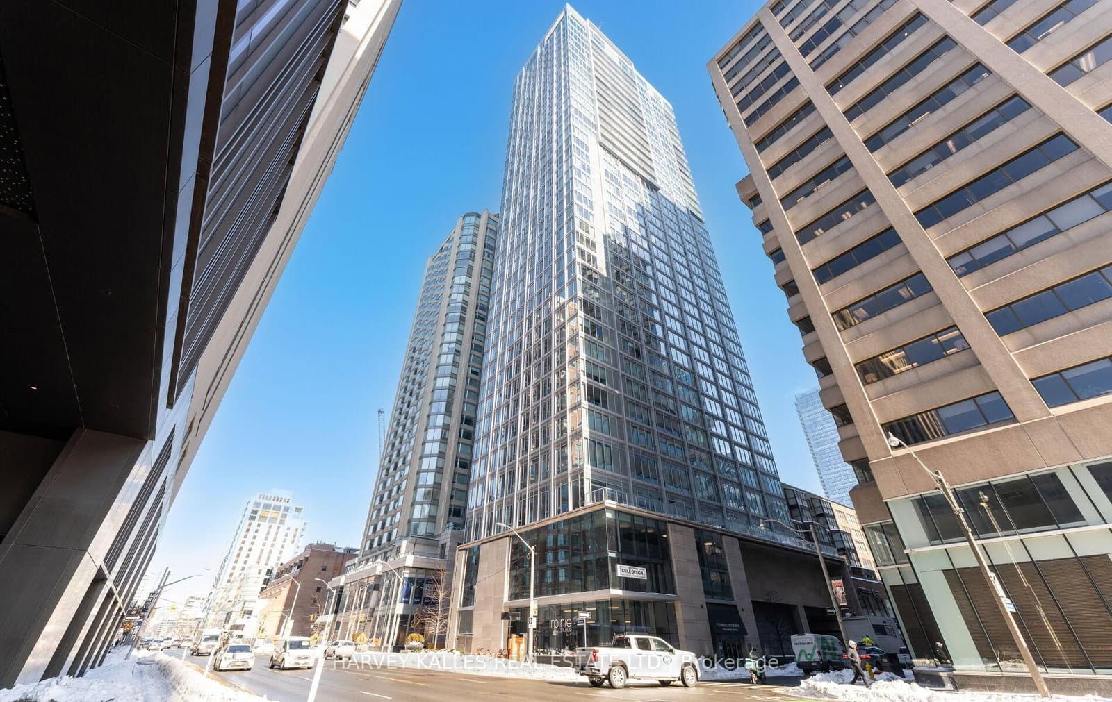 200 Cumberland Street, Unit 3502