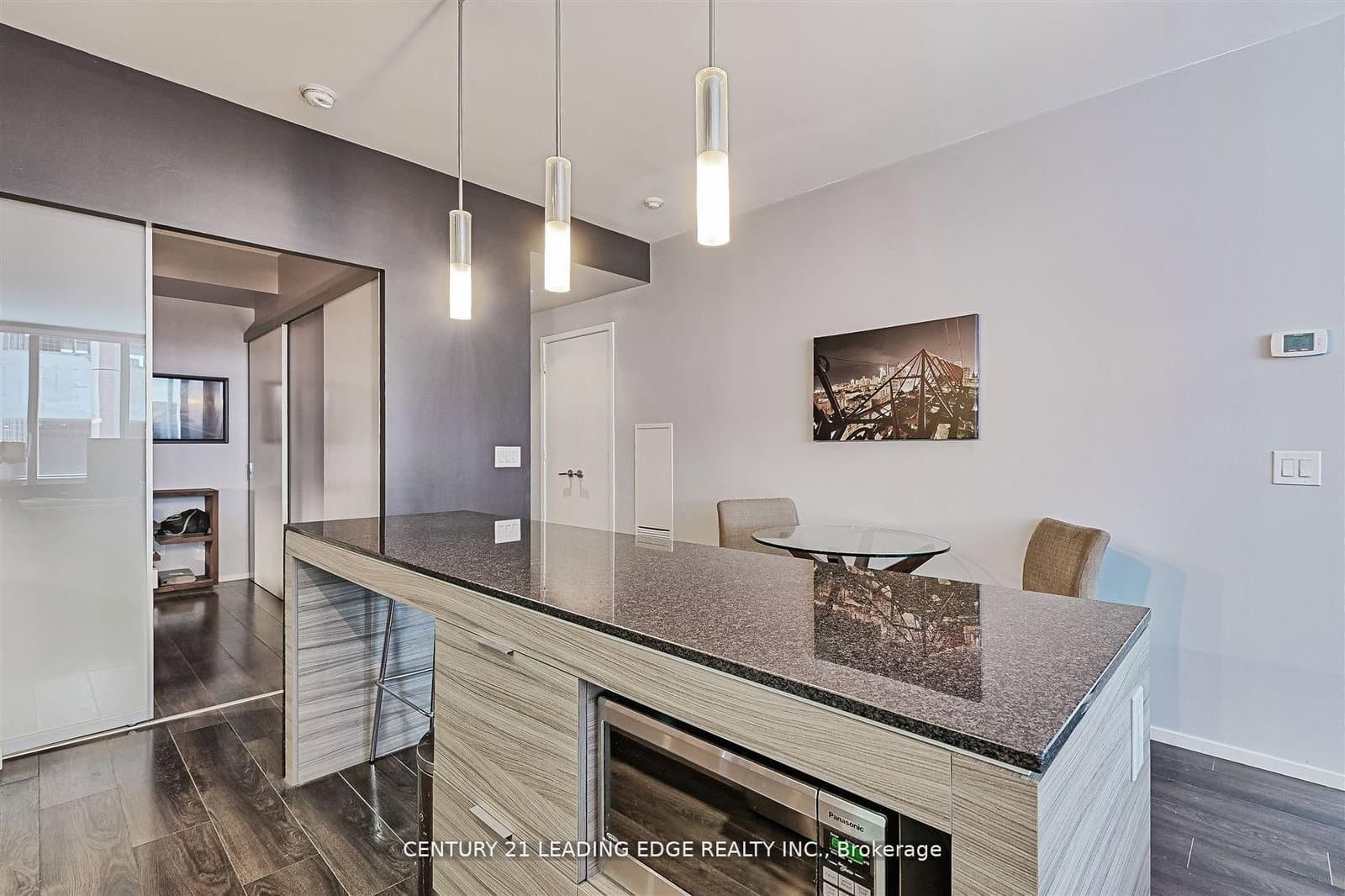 8 Charlotte Street, Unit 405 thumbnail 7