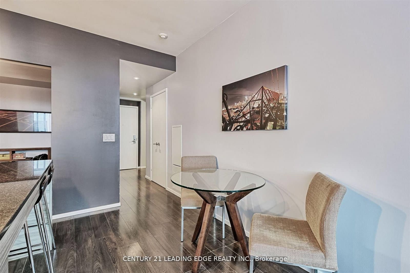 8 Charlotte Street, Unit 405 thumbnail 8